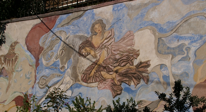 PICT1555 small PLATANIAS WALL PAINTING.jpg - 247268 Bytes